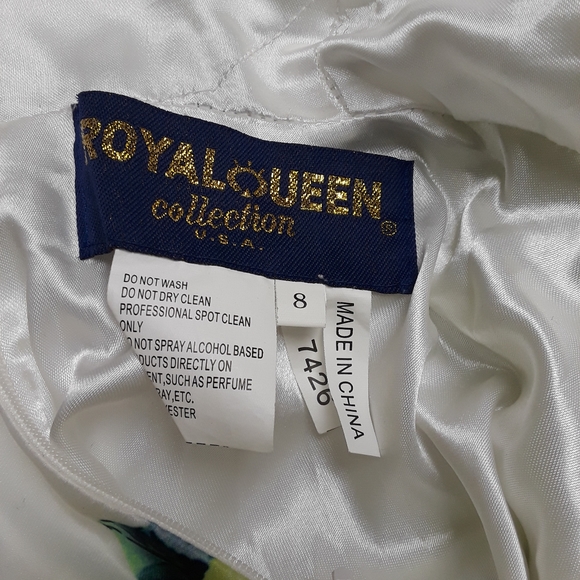 Sleeveless Floral Prom Dress - Picture 8 of 8